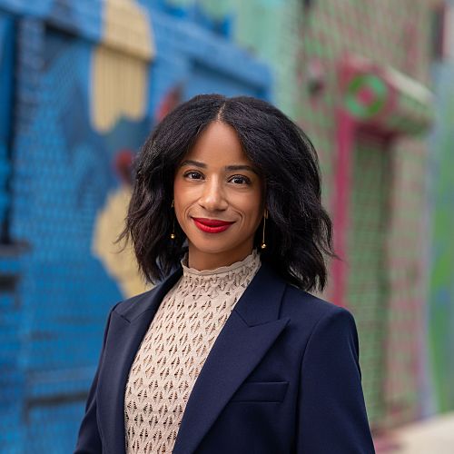 Ashley Mays (McIntire '02)
